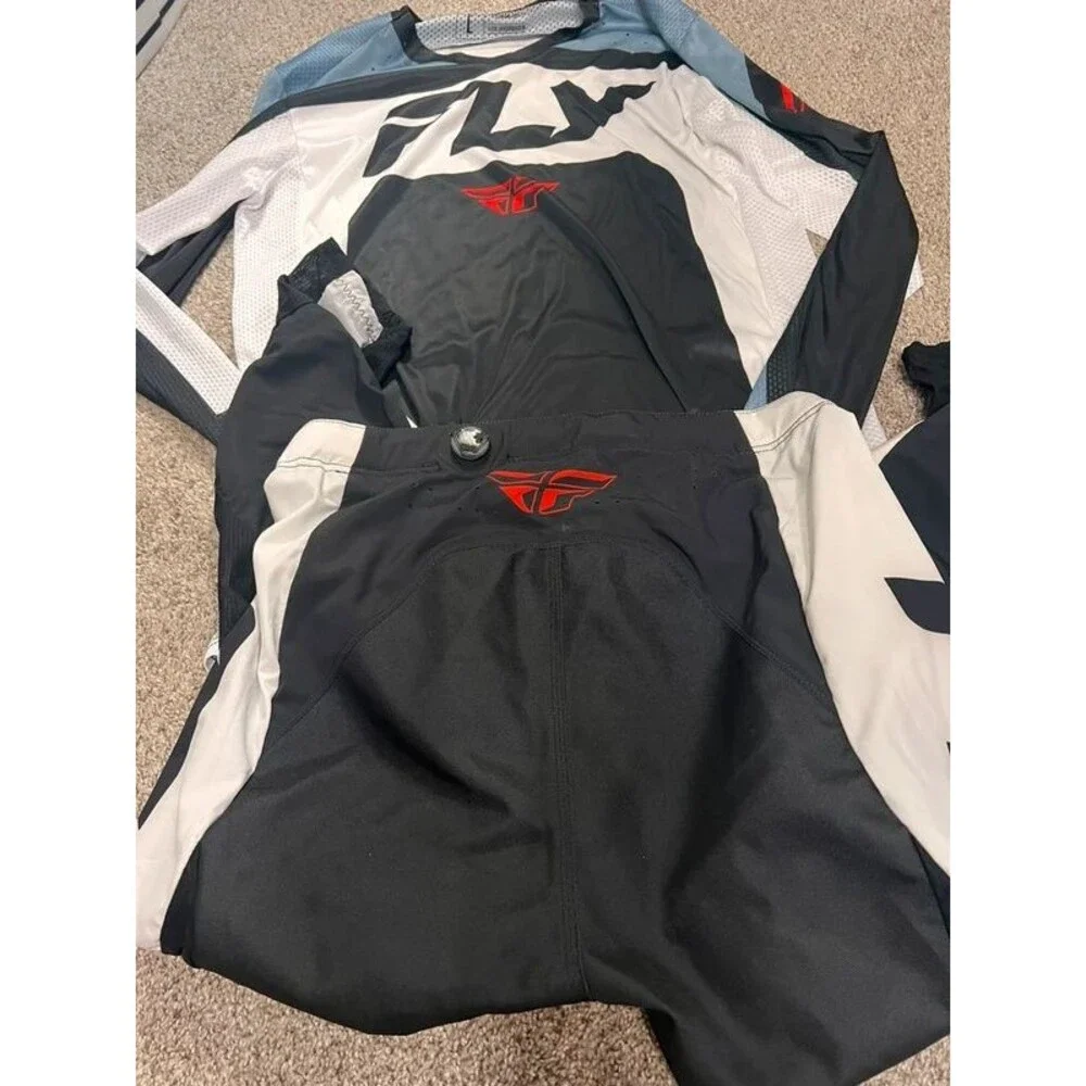 Fly Racing Men’s lite Hydrogen shirt and riding pants large and 34